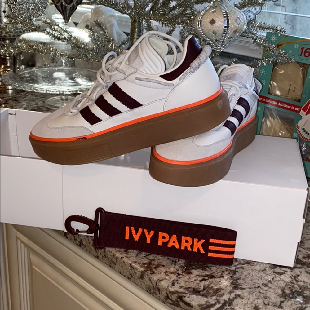 Ivy park Sleek Super 72